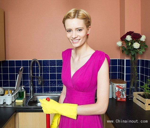 波兰女清洁工变职业模特